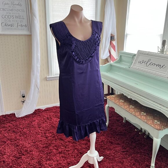 Tahari Purple Cocktail Dress Satin Shift Ruffle Trim Sz 8 Prom Party - Picture 4 of 6